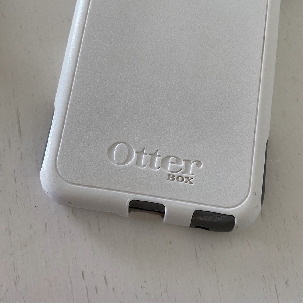 OtterBox Case Set - Picture 5 of 14